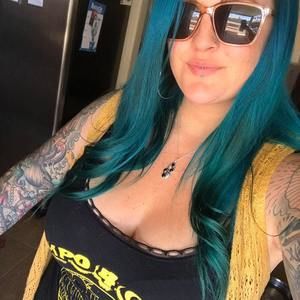 Meet your Posher, Dannee